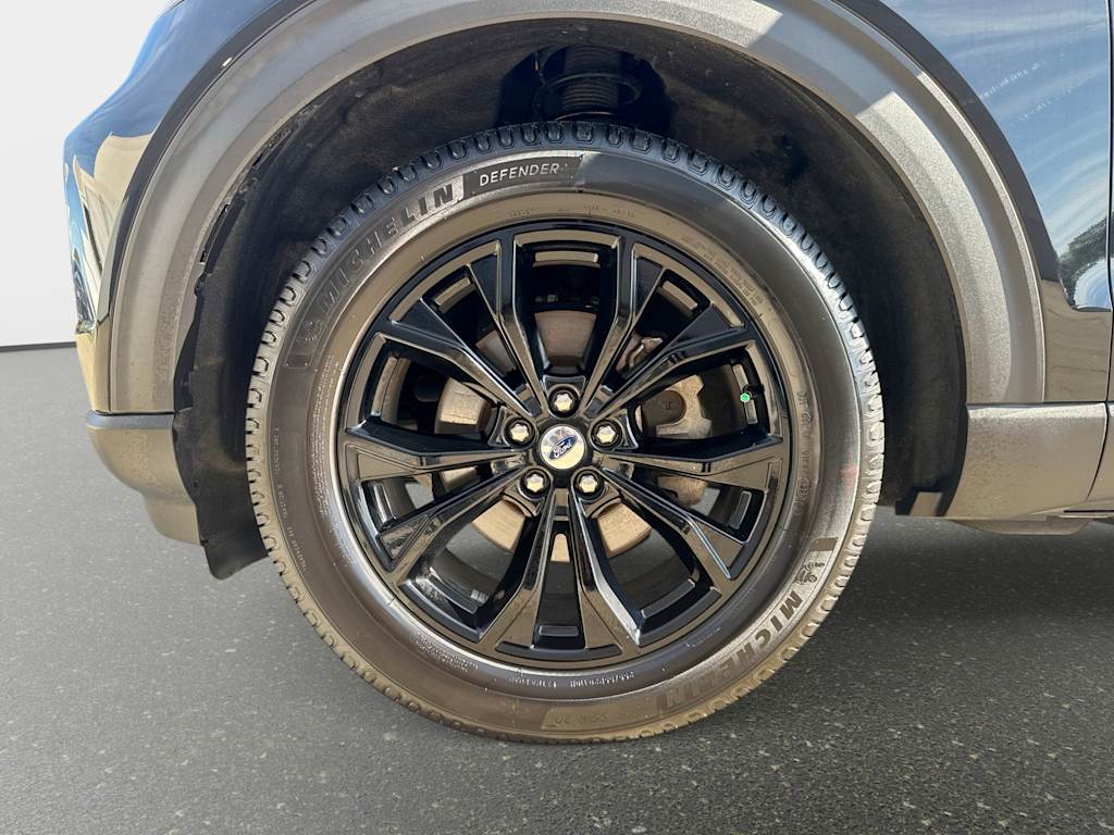 Thumbnail: 2020 Ford Explorer - 8