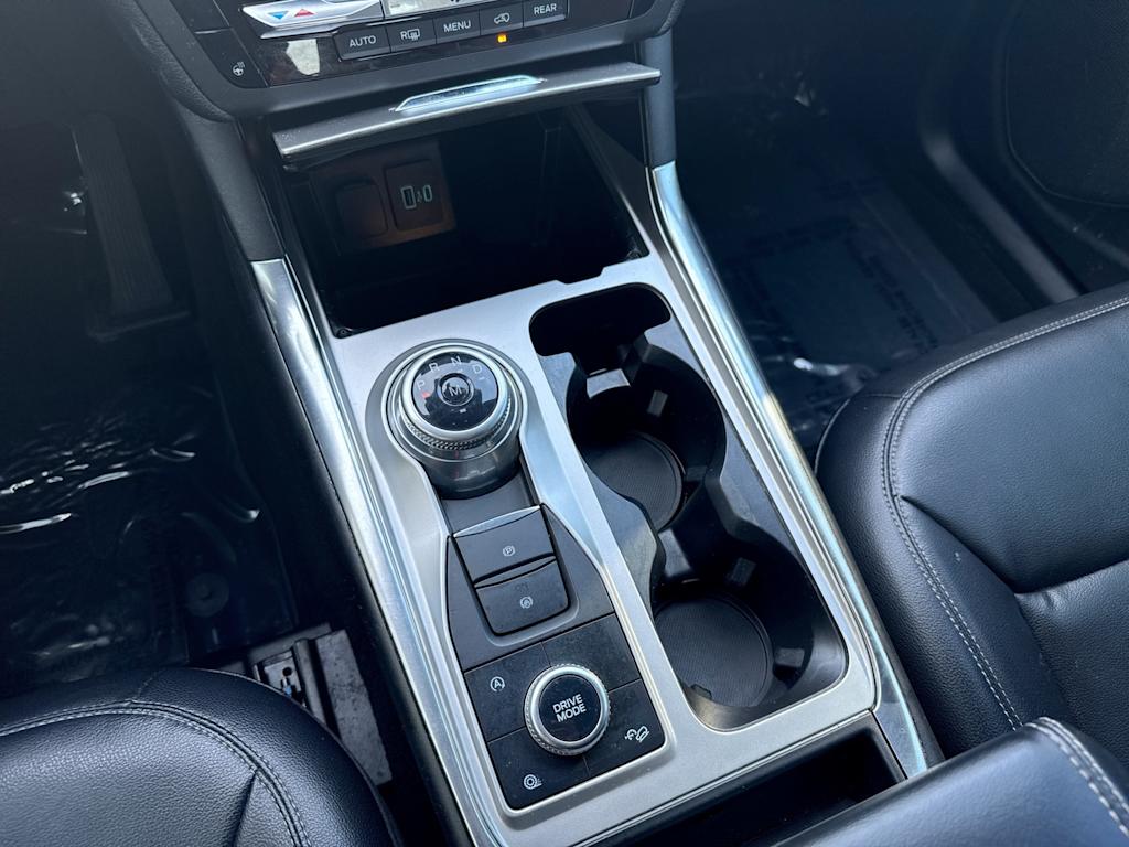 Thumbnail: 2020 Ford Explorer - 14
