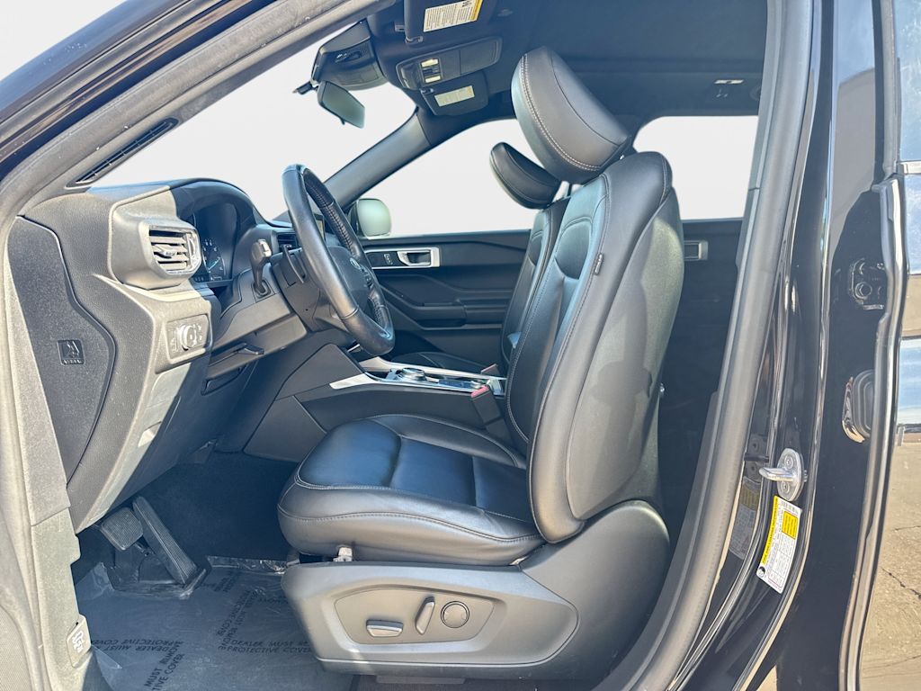 Thumbnail: 2020 Ford Explorer - 11