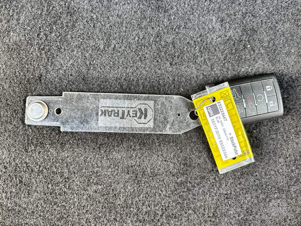 Thumbnail: 2014 Chevrolet Corvette - 17