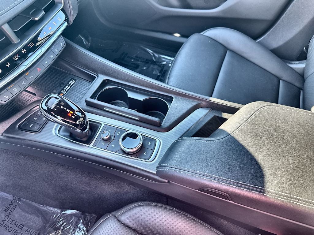 Thumbnail: 2025 Cadillac CT5 - 15