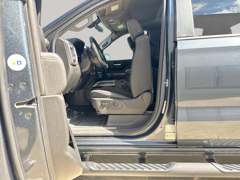 Thumbnail: 2021 Chevrolet Silverado 1500 - 14