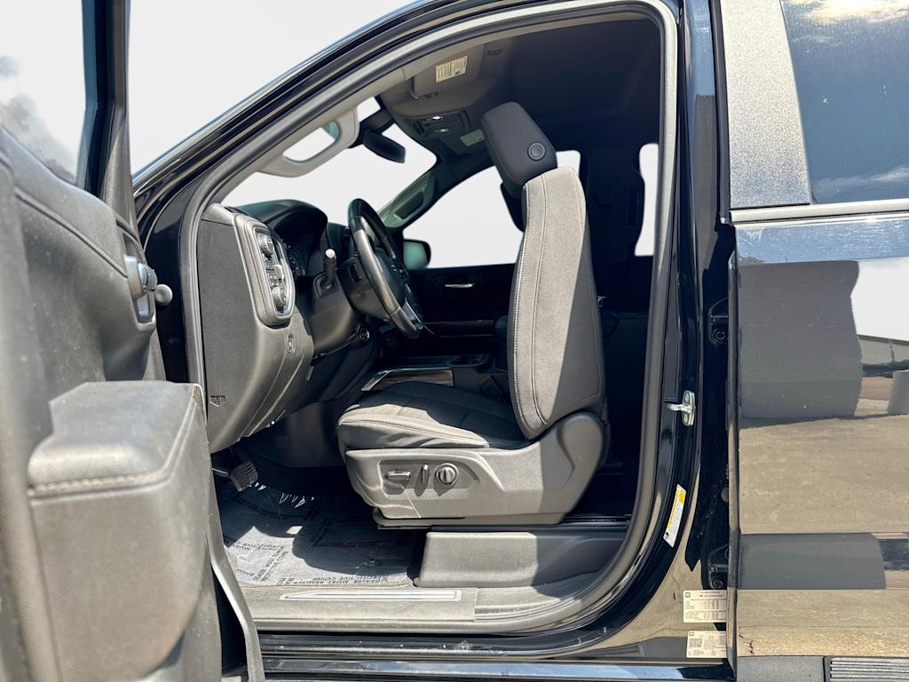 Thumbnail: 2021 Chevrolet Silverado 1500 - 11