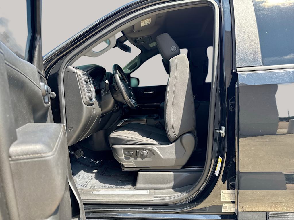 Thumbnail: 2021 Chevrolet Silverado 1500 - 24