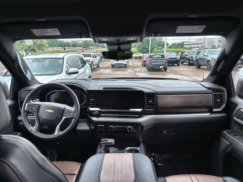 Thumbnail: 2026 Chevrolet Silverado 1500 - 2