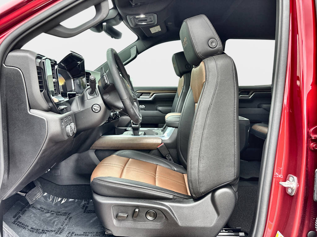 Thumbnail: 2026 Chevrolet Silverado 1500 - 10