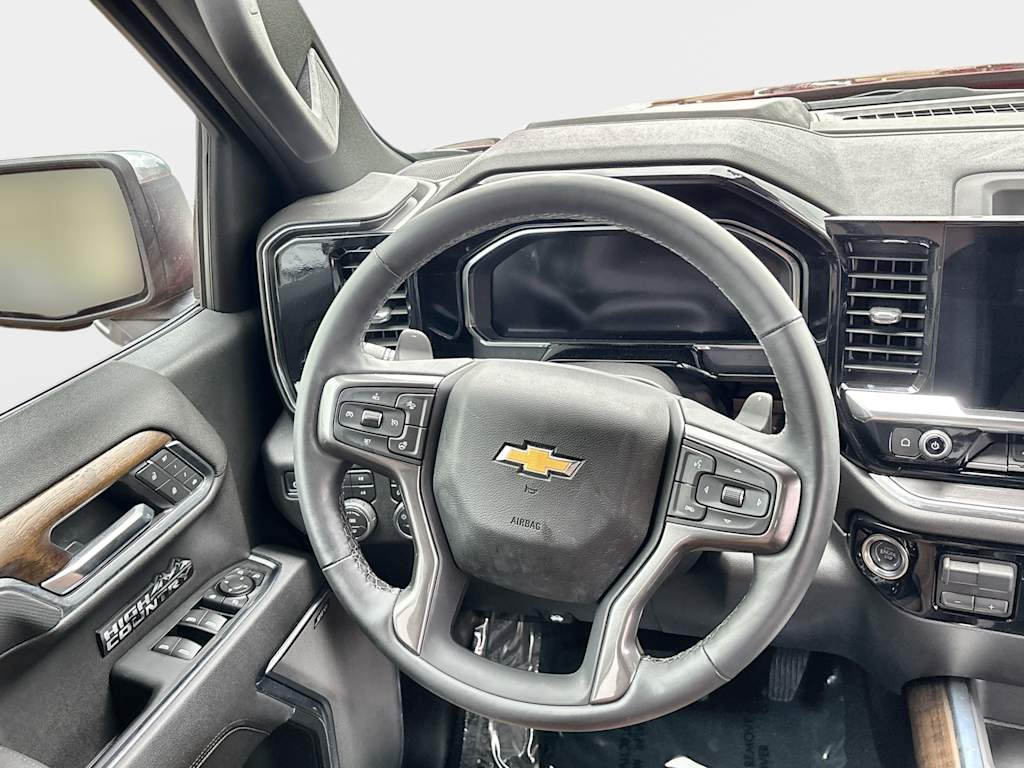 Thumbnail: 2026 Chevrolet Silverado 1500 - 8