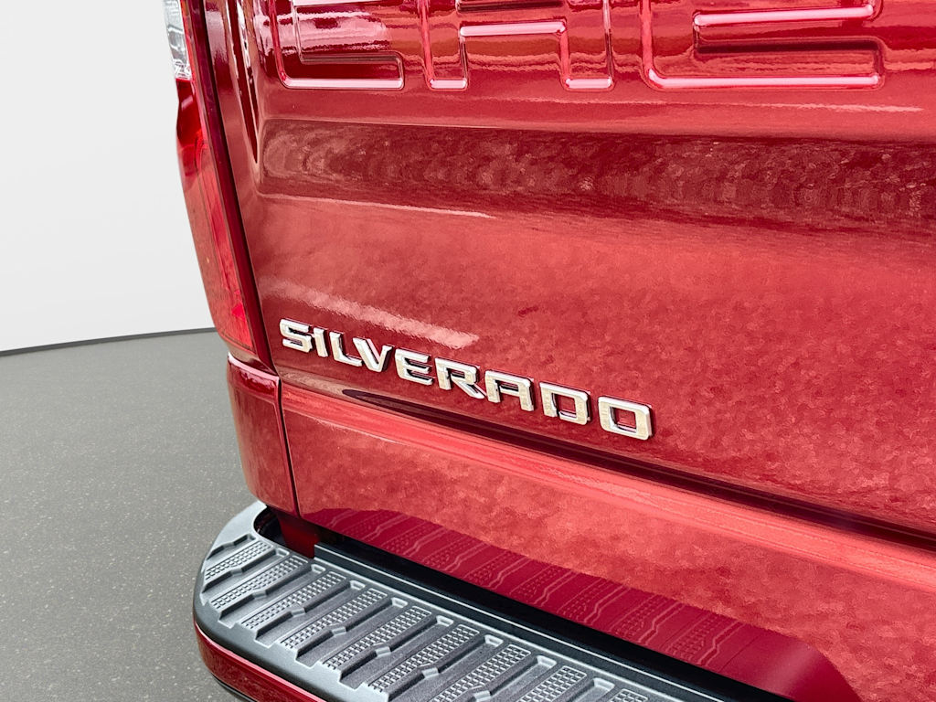 Thumbnail: 2026 Chevrolet Silverado 1500 - 5