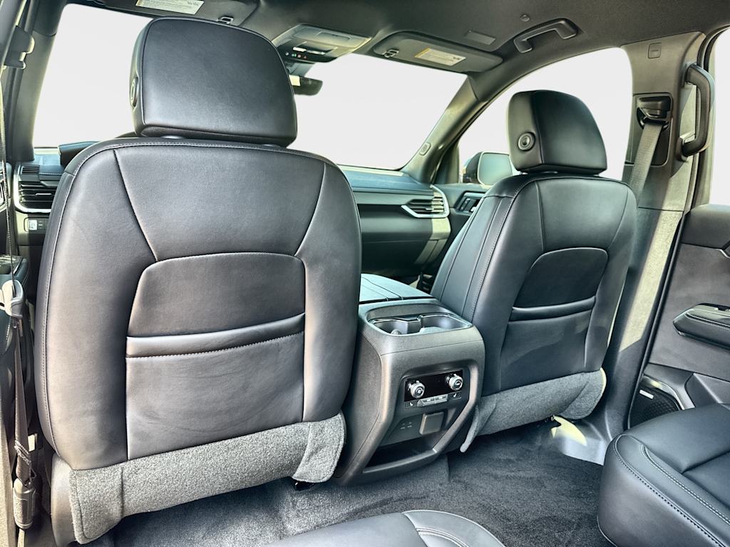 Thumbnail: 2026 GMC Acadia - 25