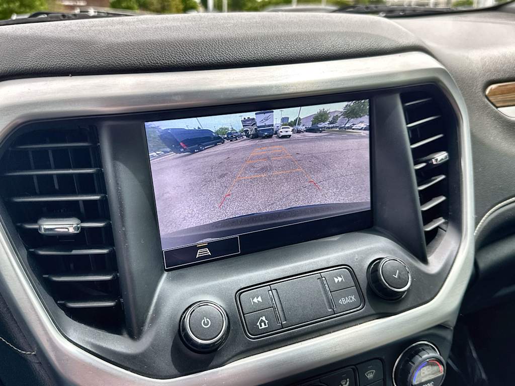 Thumbnail: 2022 GMC Acadia - 14