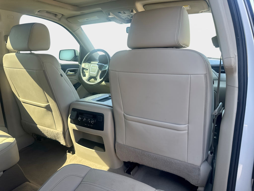 Thumbnail: 2019 GMC Yukon - 26