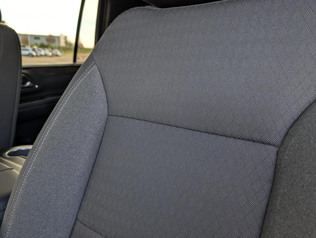 Thumbnail: 2023 Chevrolet Suburban - 10