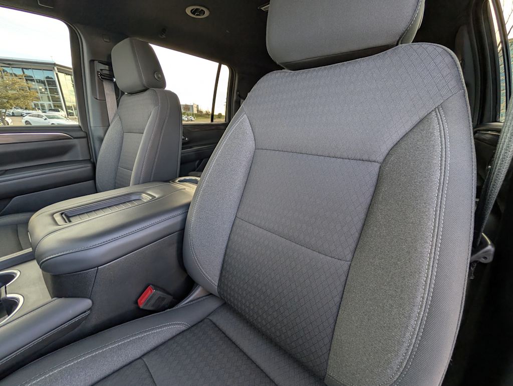 Thumbnail: 2023 Chevrolet Suburban - 9