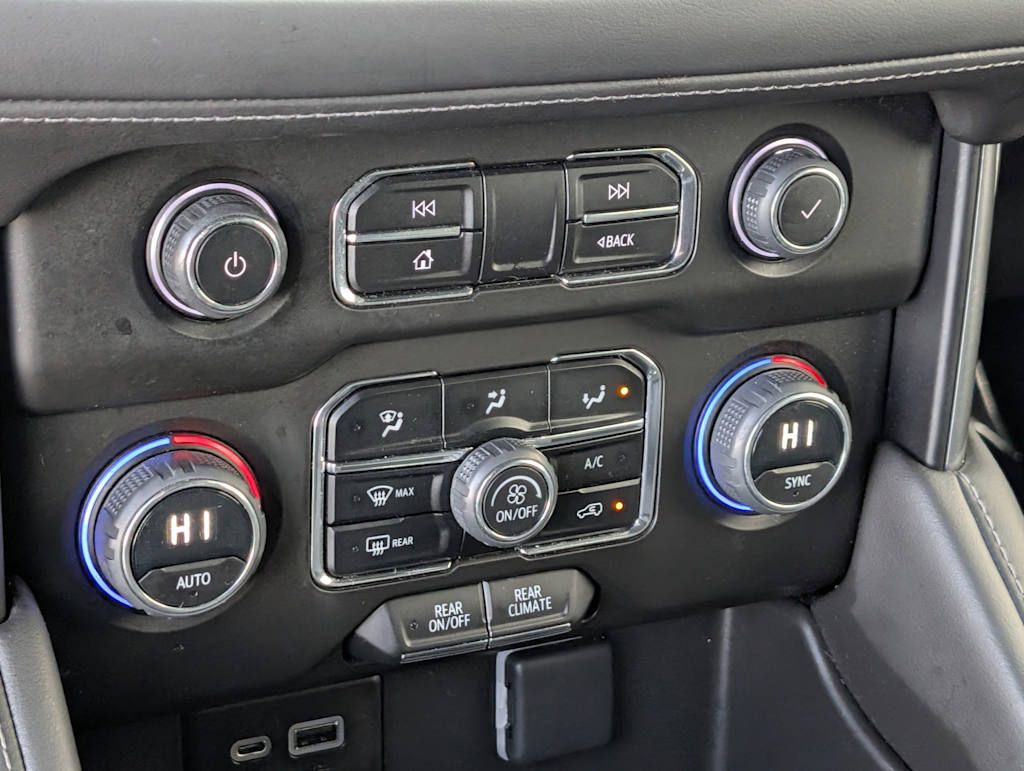 Thumbnail: 2023 Chevrolet Suburban - 27