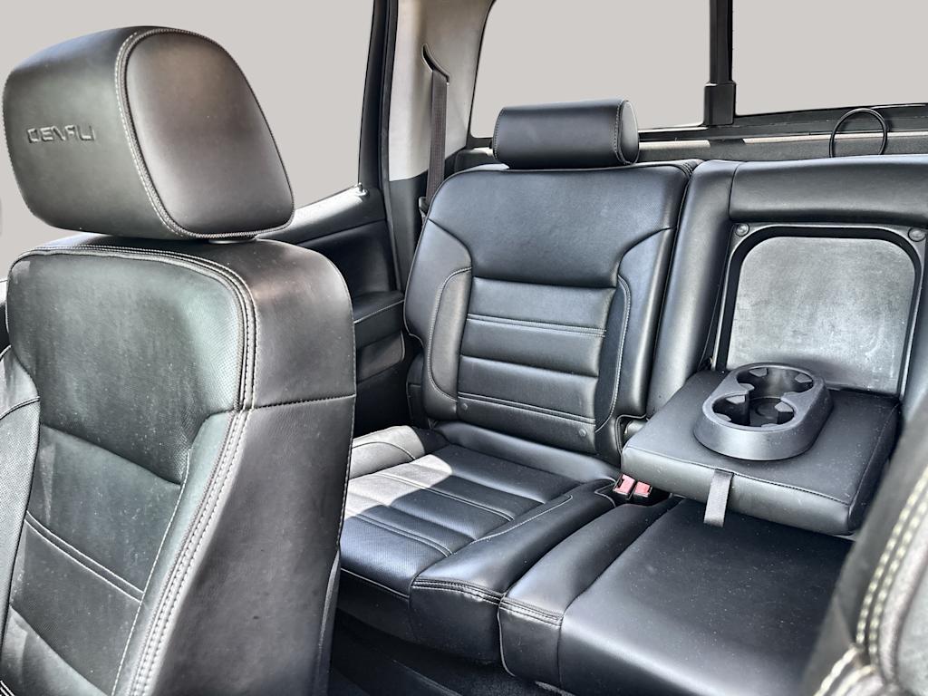 Thumbnail: 2015 GMC Sierra 2500 - 26