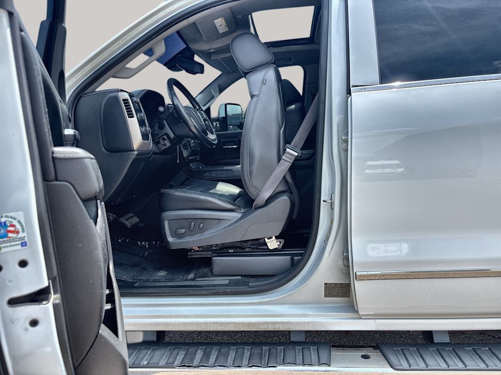 Thumbnail: 2015 GMC Sierra 2500 - 11
