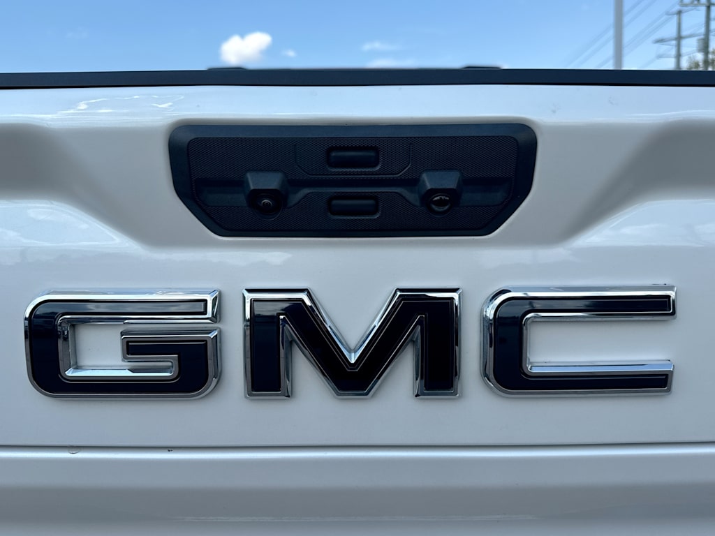 Thumbnail: 2024 GMC Sierra 2500 - 23