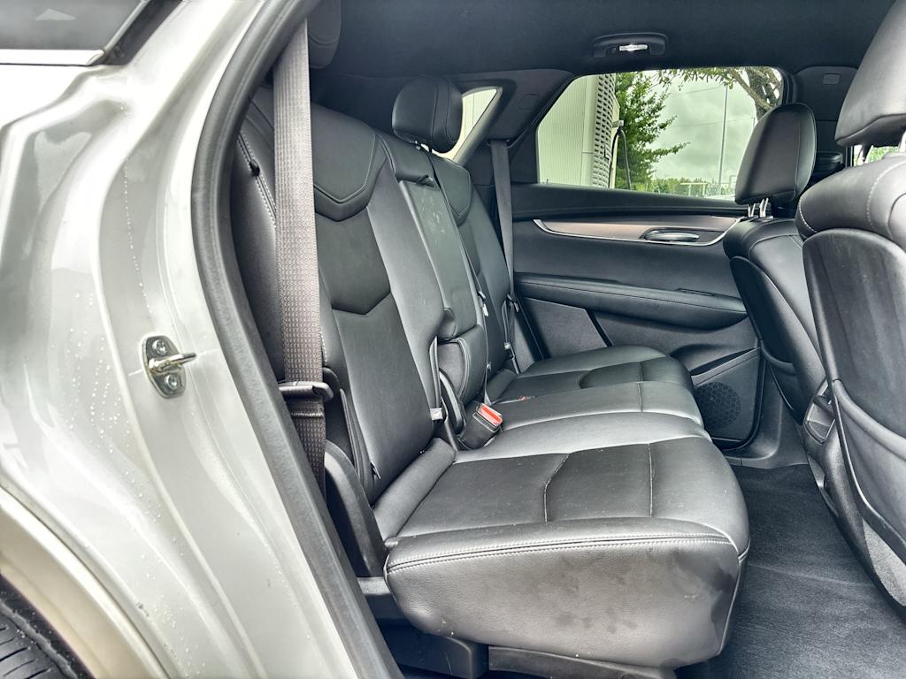 Thumbnail: 2023 Cadillac XT5 - 33