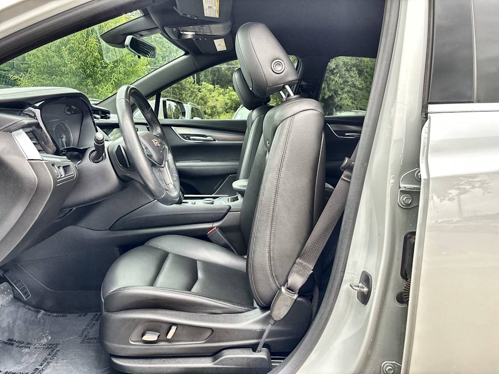 Thumbnail: 2023 Cadillac XT5 - 12