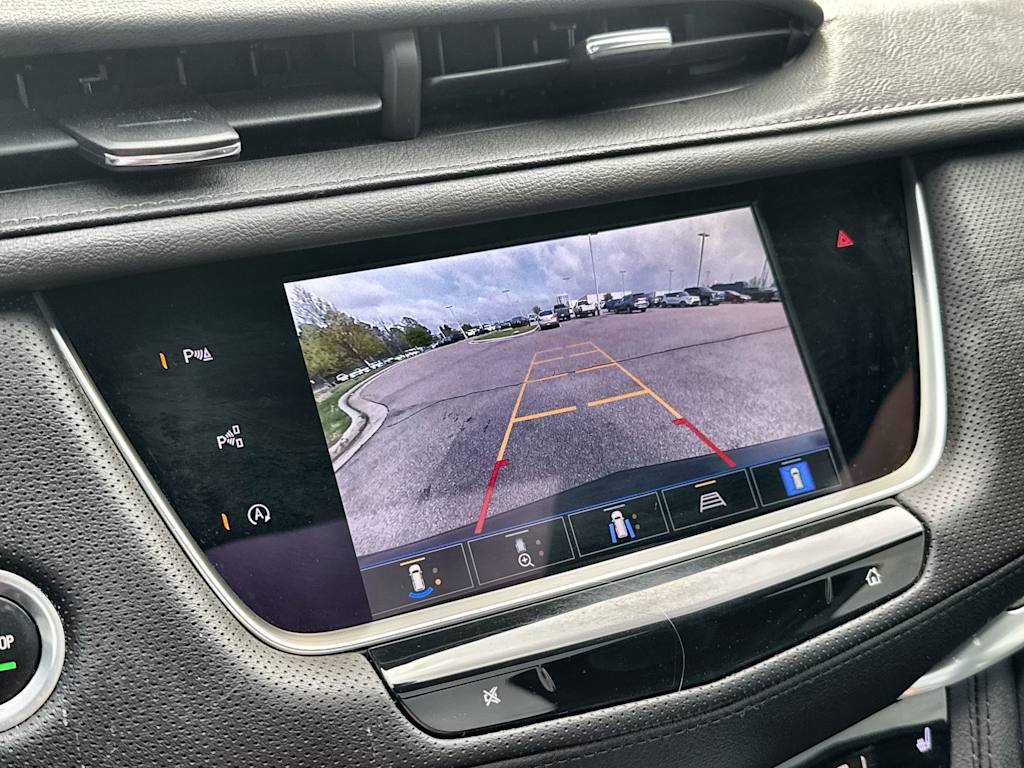 Thumbnail: 2024 Cadillac XT5 - 13