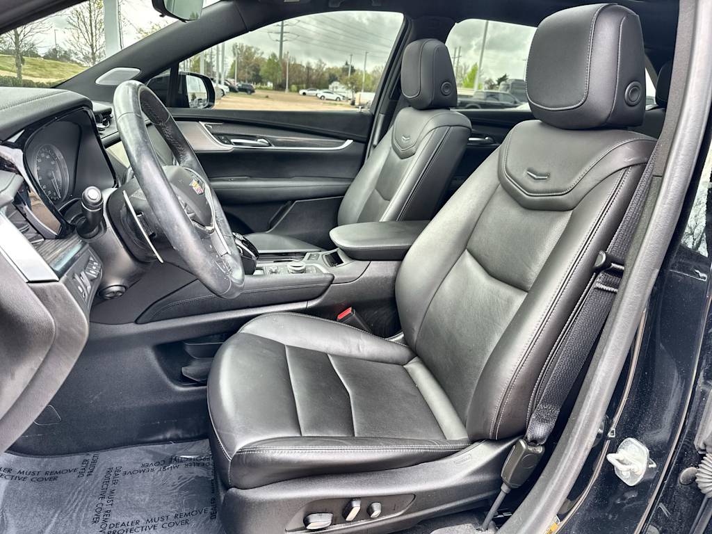 Thumbnail: 2024 Cadillac XT5 - 11