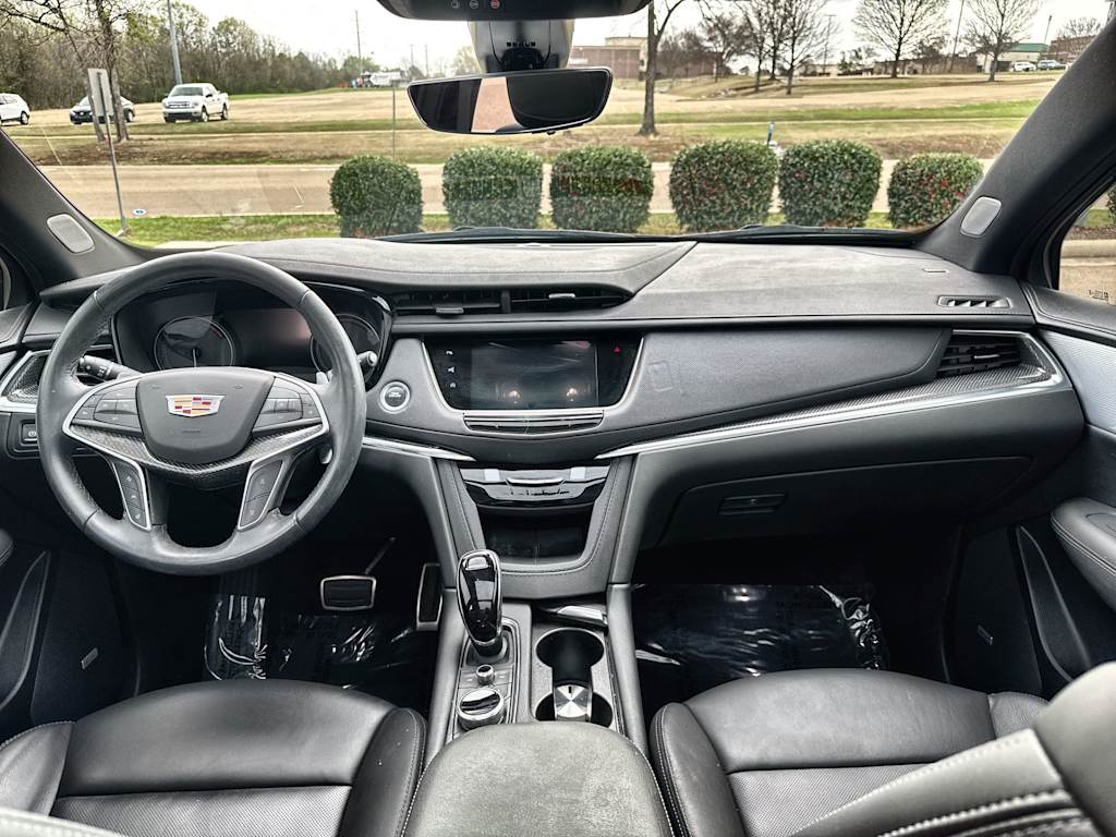 Thumbnail: 2024 Cadillac XT5 - 2