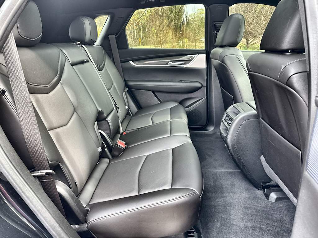 Thumbnail: 2024 Cadillac XT5 - 25