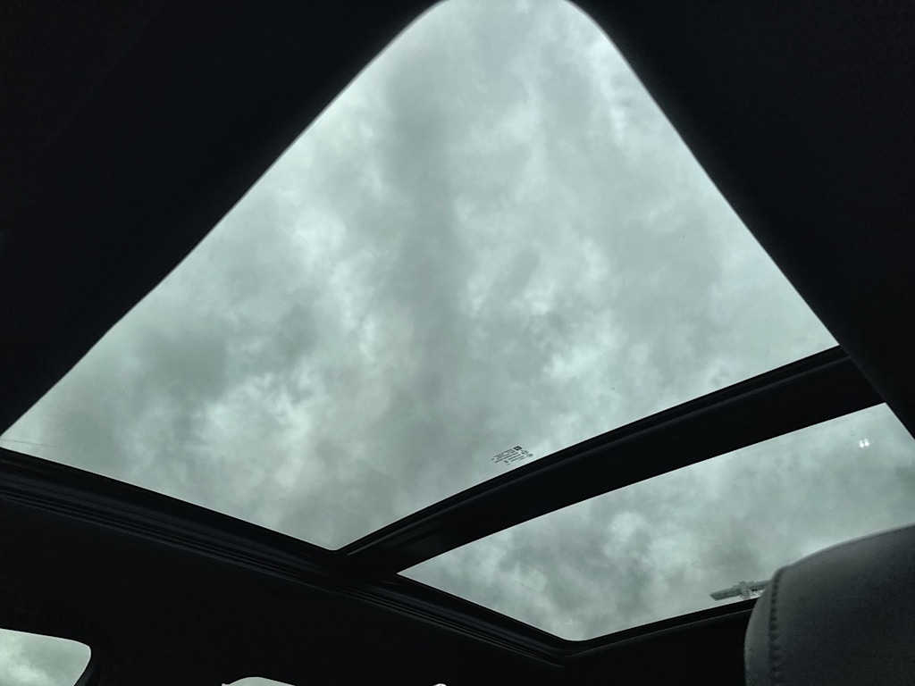 Thumbnail: 2024 Cadillac XT5 - 28