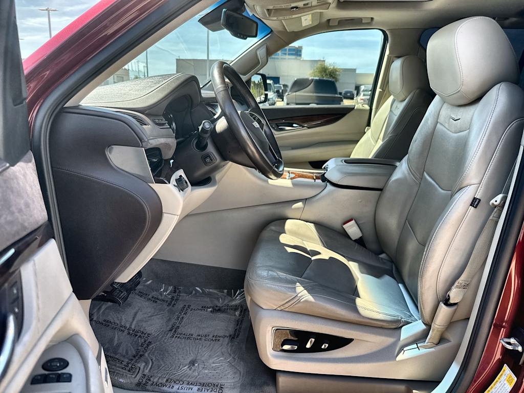 Thumbnail: 2016 Cadillac Escalade - 11