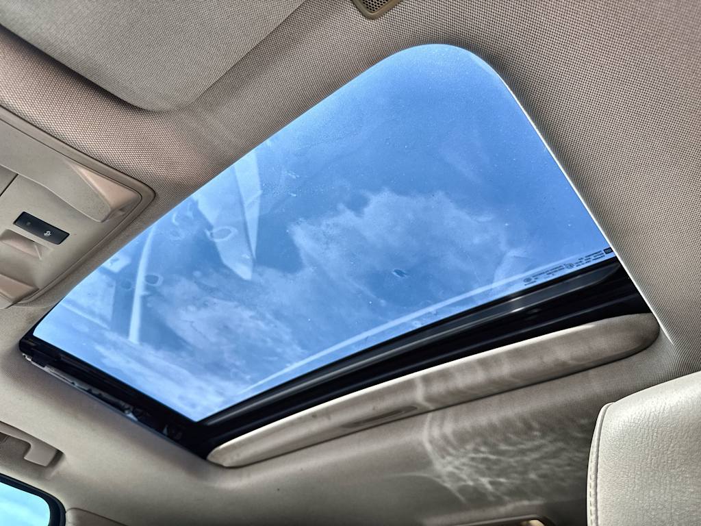 Thumbnail: 2016 Cadillac Escalade - 27