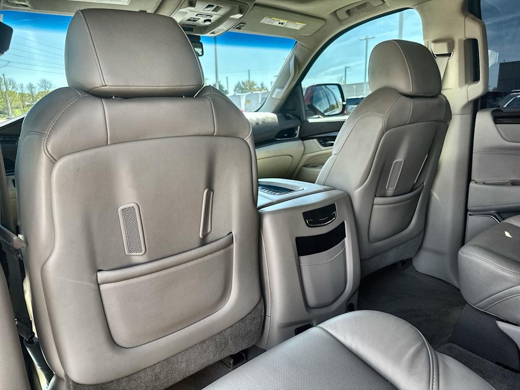 Thumbnail: 2016 Cadillac Escalade - 24
