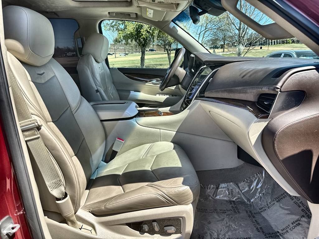 Thumbnail: 2016 Cadillac Escalade - 20