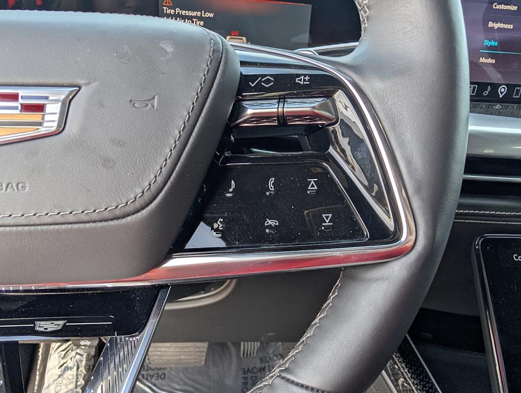 Thumbnail: 2025 Cadillac Escalade - 18