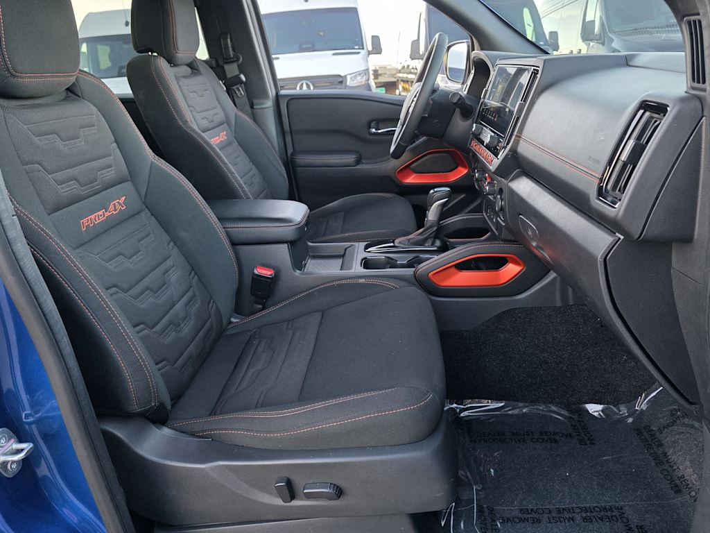 Thumbnail: 2025 Nissan Frontier - 9