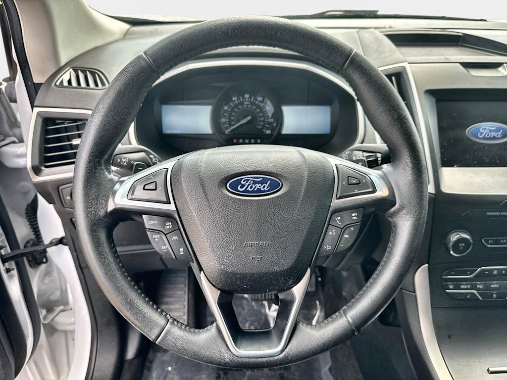 Thumbnail: 2020 Ford Edge - 10