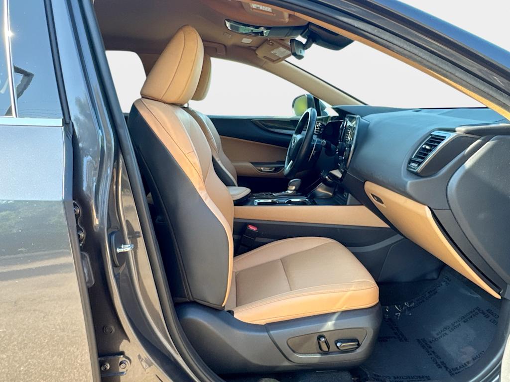Thumbnail: 2024 Lexus ES - 24
