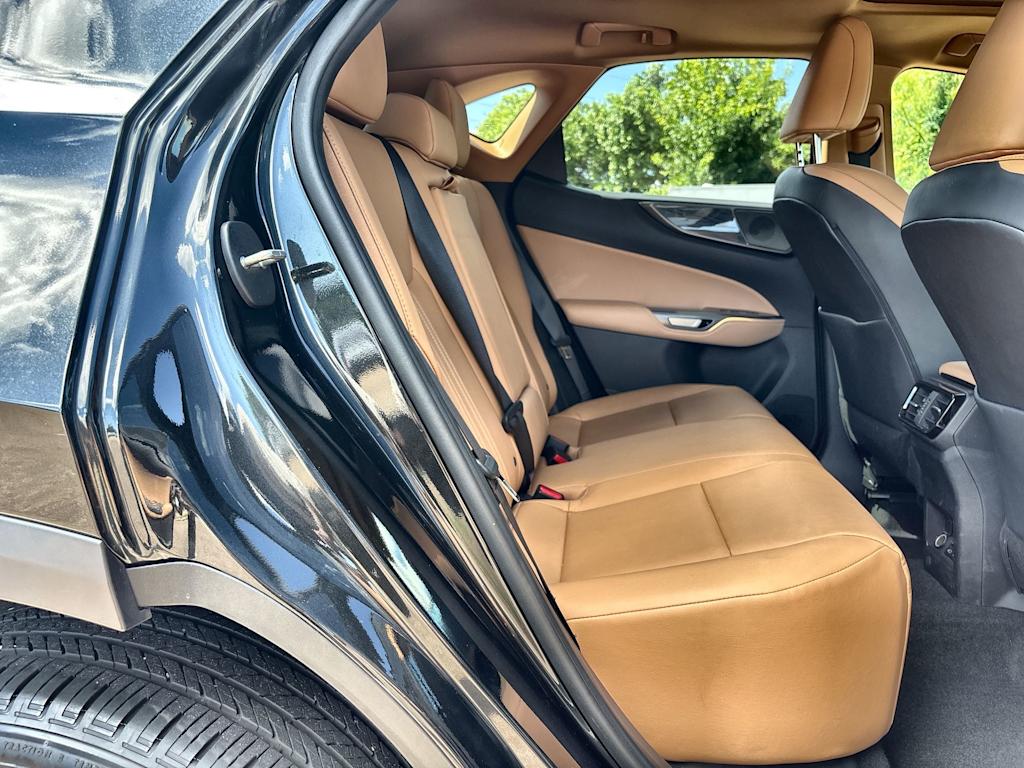 Thumbnail: 2024 Lexus ES - 25