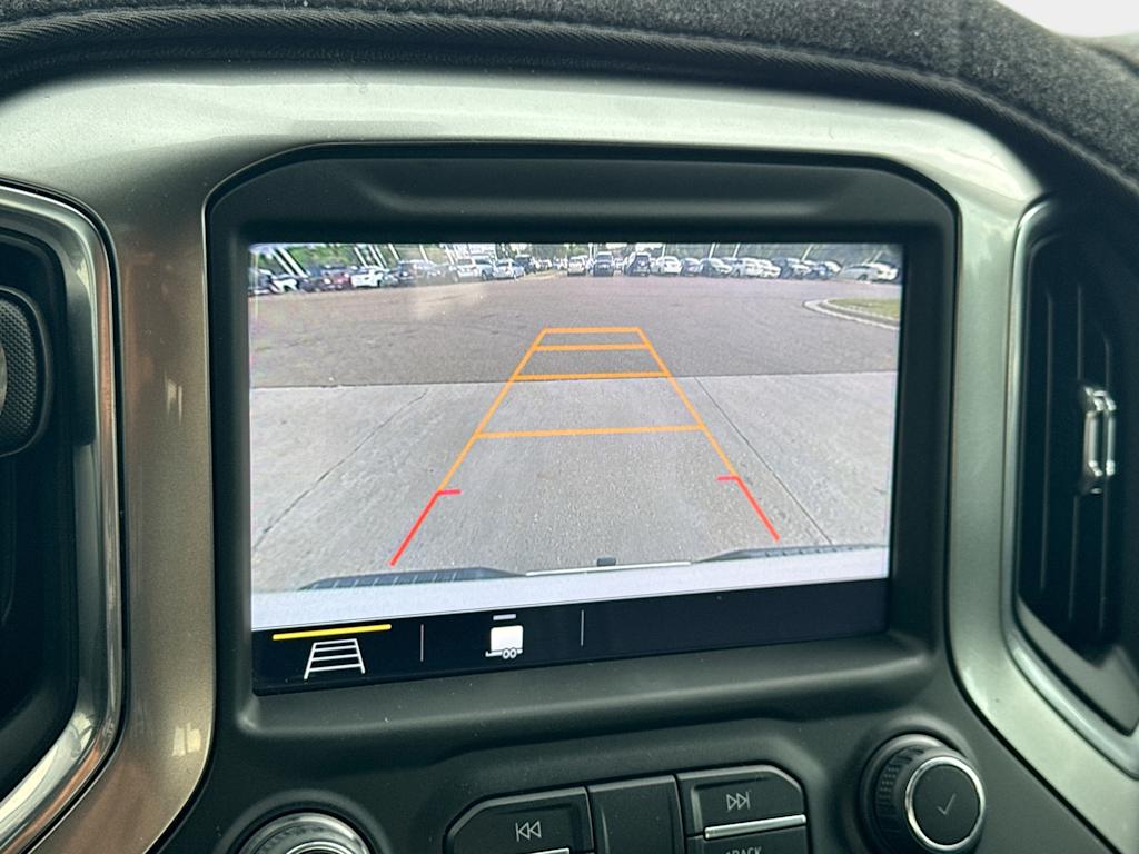 Thumbnail: 2019 Chevrolet Silverado 1500 - 14