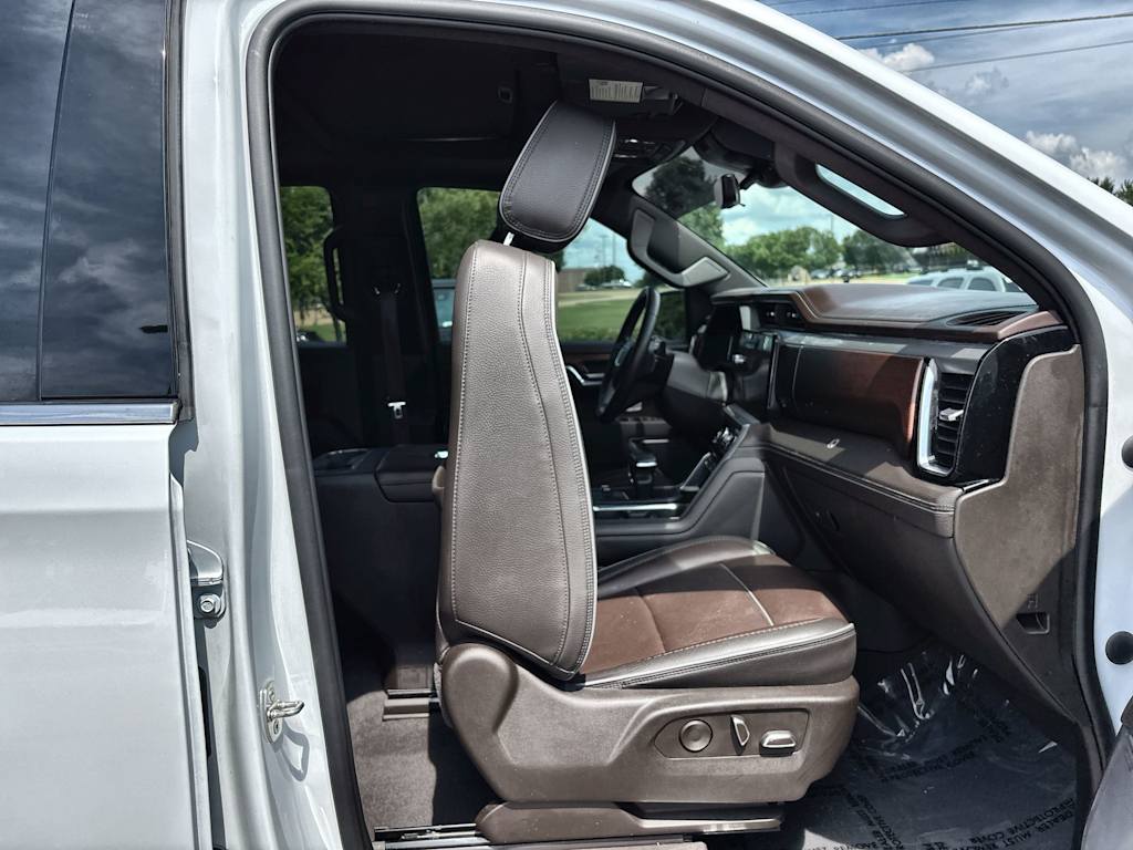 Thumbnail: 2022 GMC Sierra 1500 - 11
