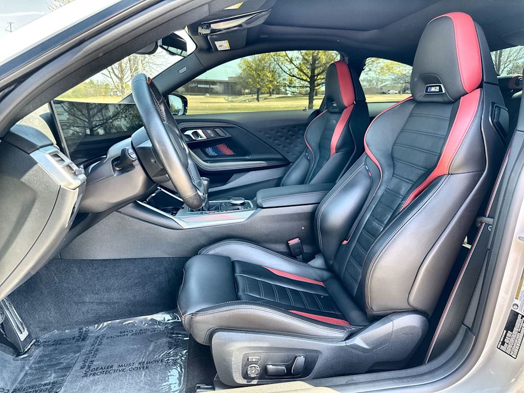 Thumbnail: 2025 BMW M2 - 12