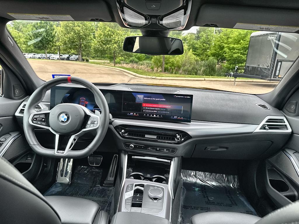 Thumbnail: 2026 BMW 3 Series - 2