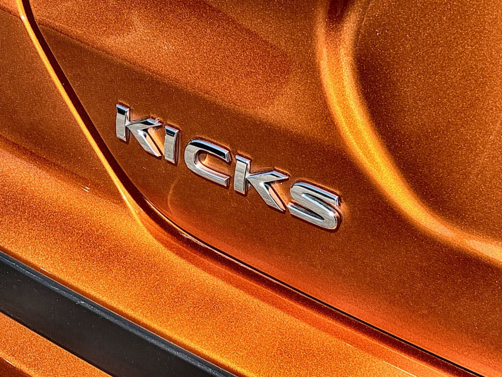 Thumbnail: 2023 Nissan Kicks - 6