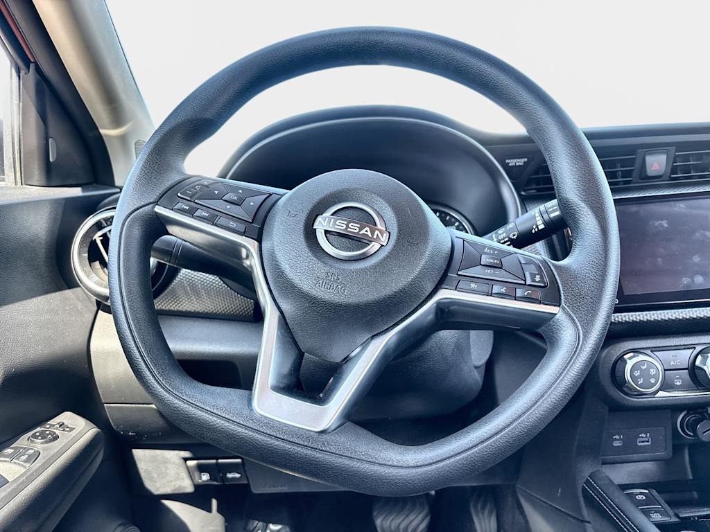 Thumbnail: 2023 Nissan Kicks - 9
