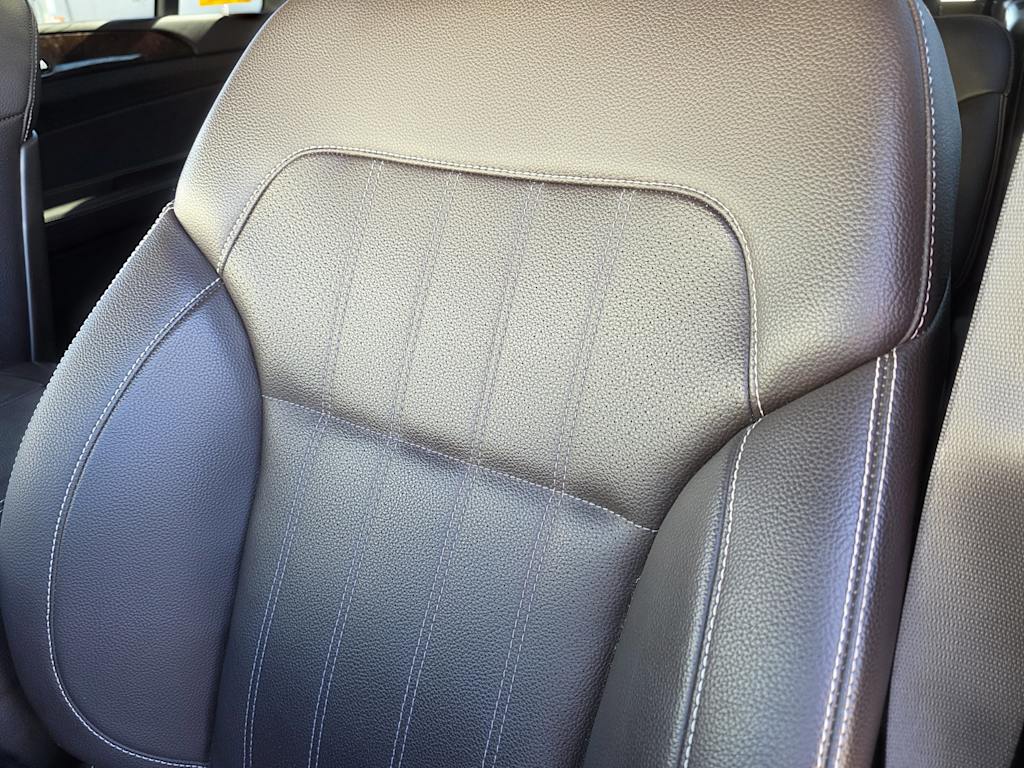 Thumbnail: 2019 Mercedes-Benz GLS - 3