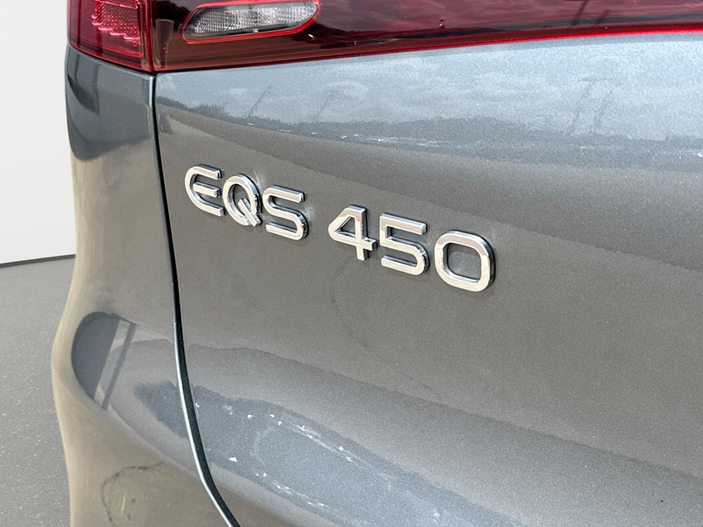 Thumbnail: 2023 Mercedes-Benz EQS - 7