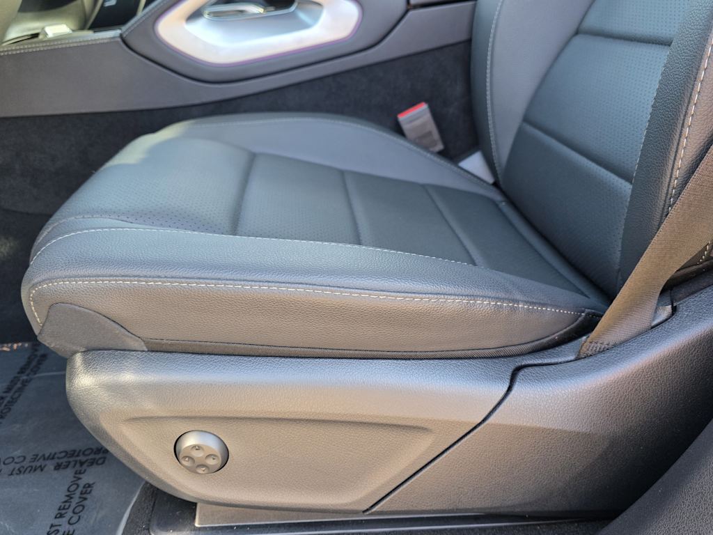 Thumbnail: 2025 Mercedes-Benz GLE - 21