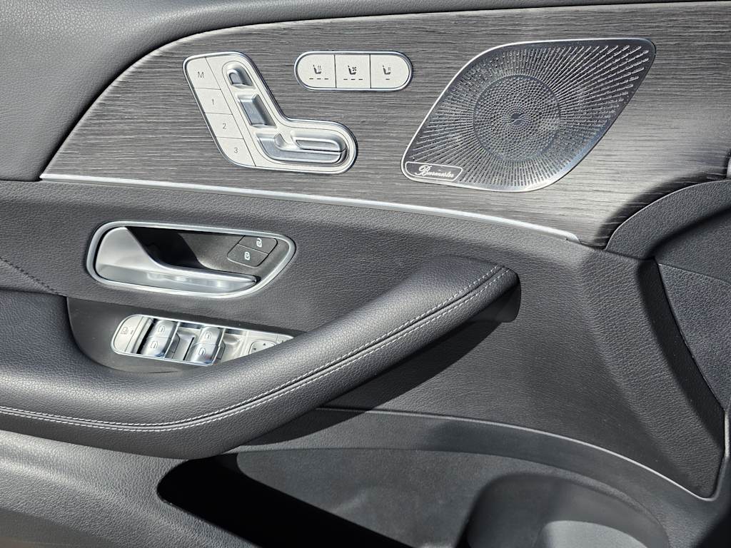 Thumbnail: 2025 Mercedes-Benz GLE - 24