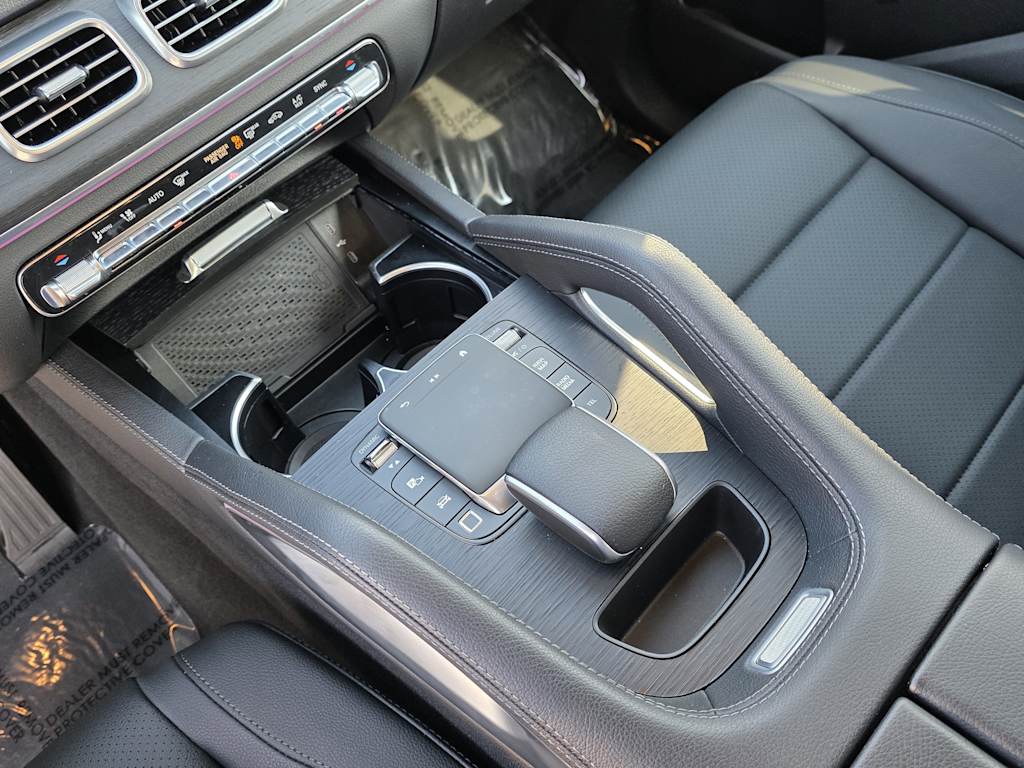 Thumbnail: 2025 Mercedes-Benz GLE - 13