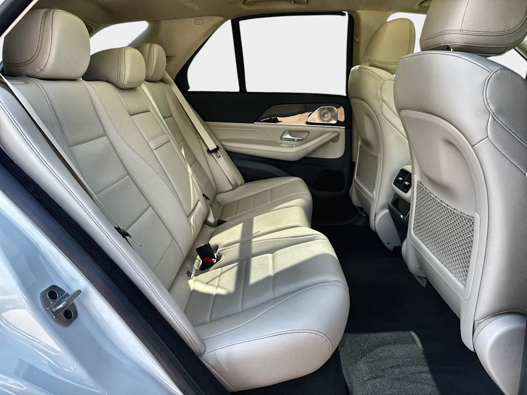 Thumbnail: 2026 Mercedes-Benz GLE - 26