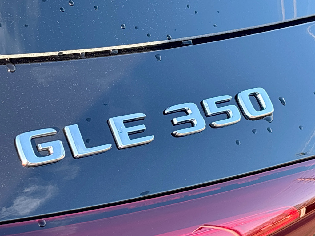 Thumbnail: 2026 Mercedes-Benz GLE - 4